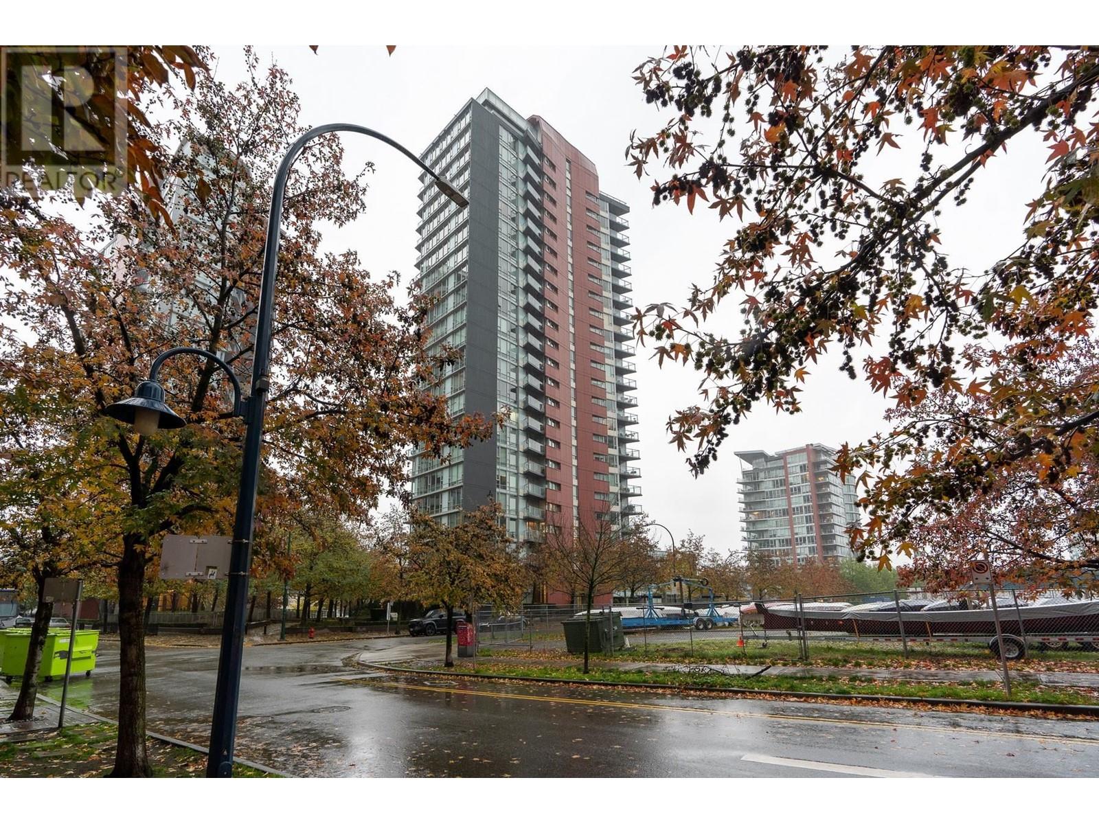 2207 918 Cooperage Way, Vancouver, British Columbia  V6B 0A7 - Photo 3 - R2811666