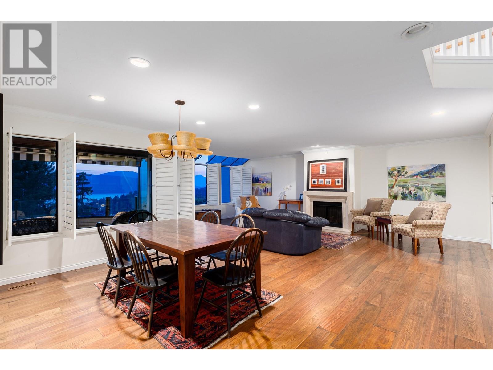 5482 Meadfeild Lane, West Vancouver, British Columbia  V7W 3G3 - Photo 10 - R2811774