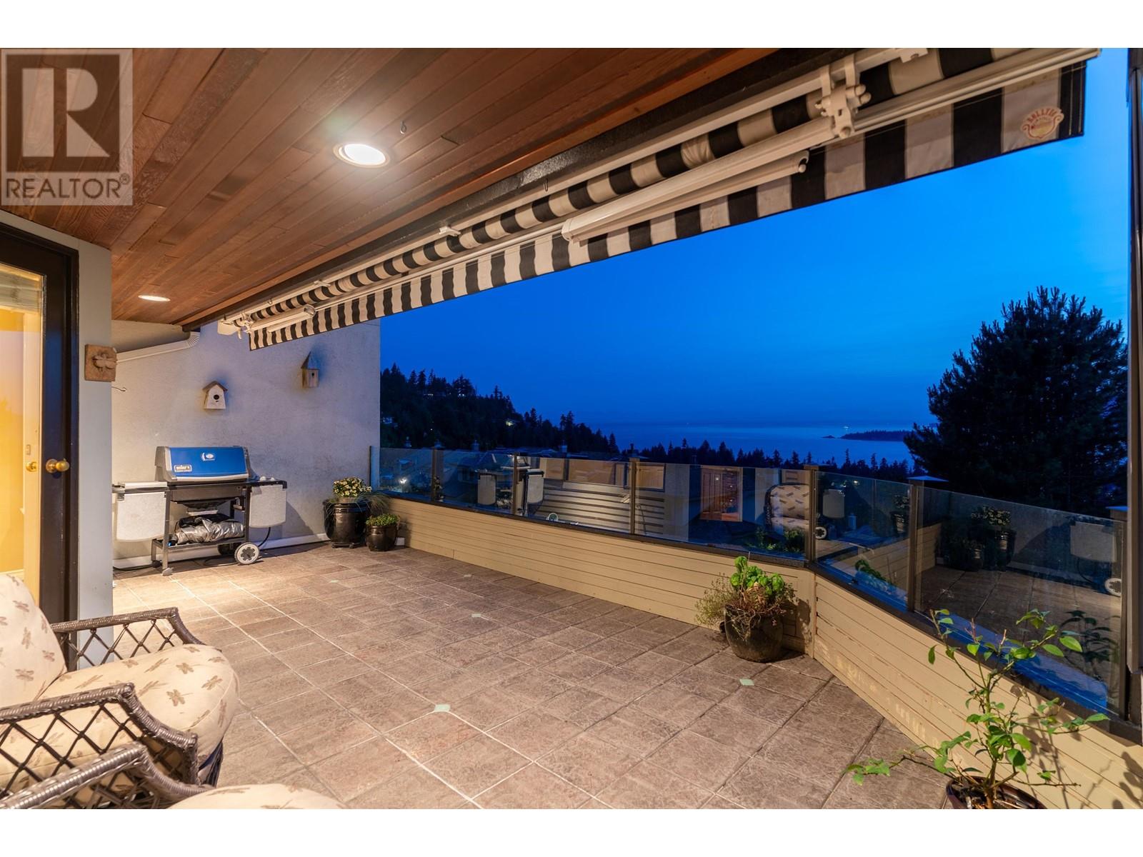 5482 Meadfeild Lane, West Vancouver, British Columbia  V7W 3G3 - Photo 16 - R2811774