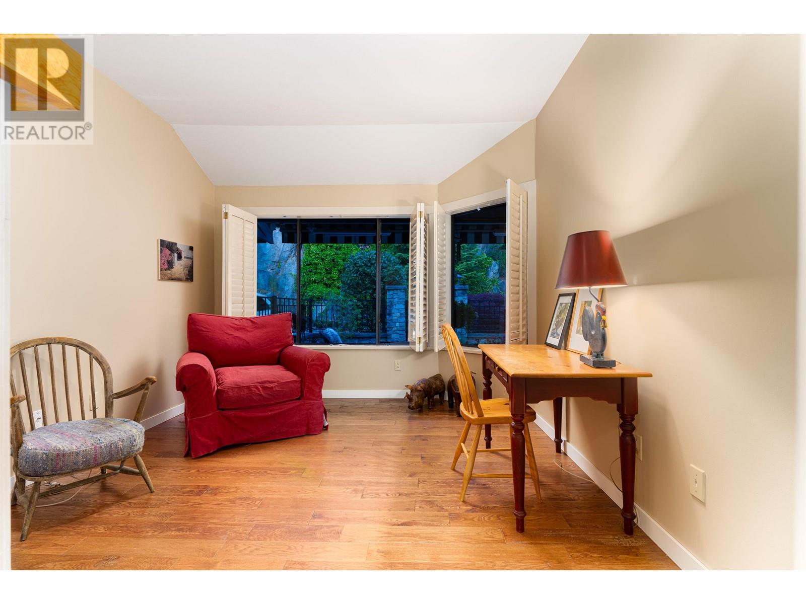 5482 Meadfeild Lane, West Vancouver, British Columbia  V7W 3G3 - Photo 25 - R2811774