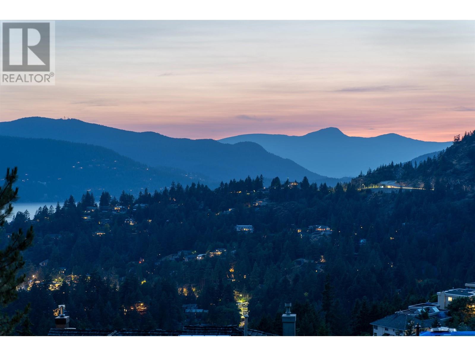 5482 Meadfeild Lane, West Vancouver, British Columbia  V7W 3G3 - Photo 35 - R2811774
