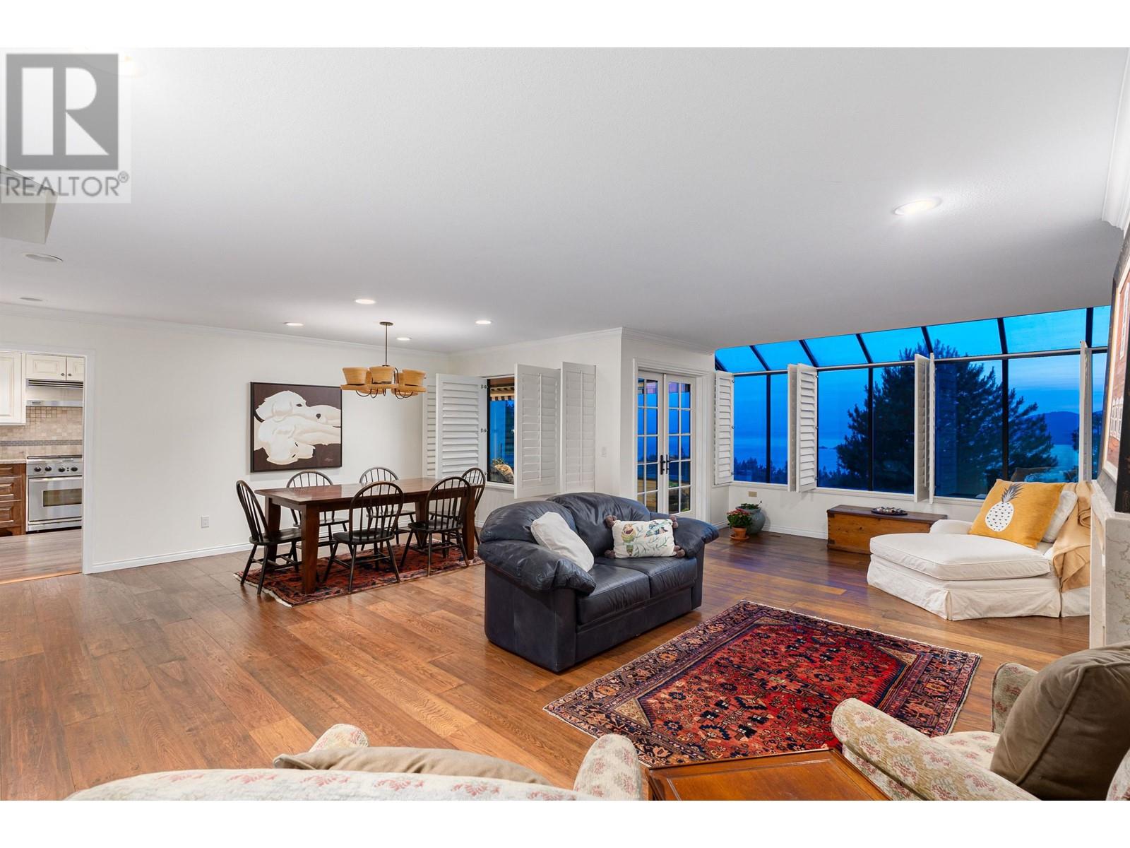 5482 Meadfeild Lane, West Vancouver, British Columbia  V7W 3G3 - Photo 5 - R2811774