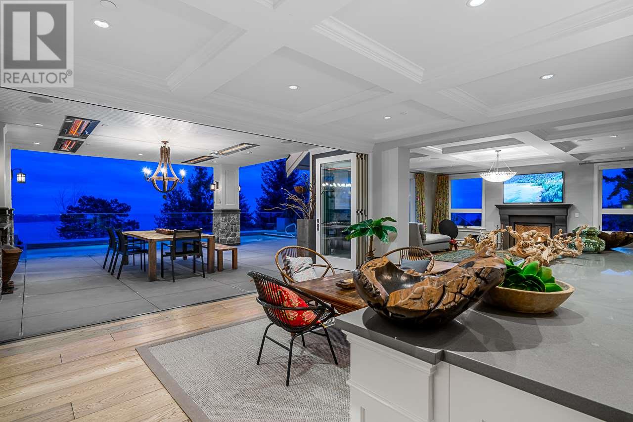 4667 Woodridge Place, West Vancouver, British Columbia  V7S 2X1 - Photo 3 - R2811674