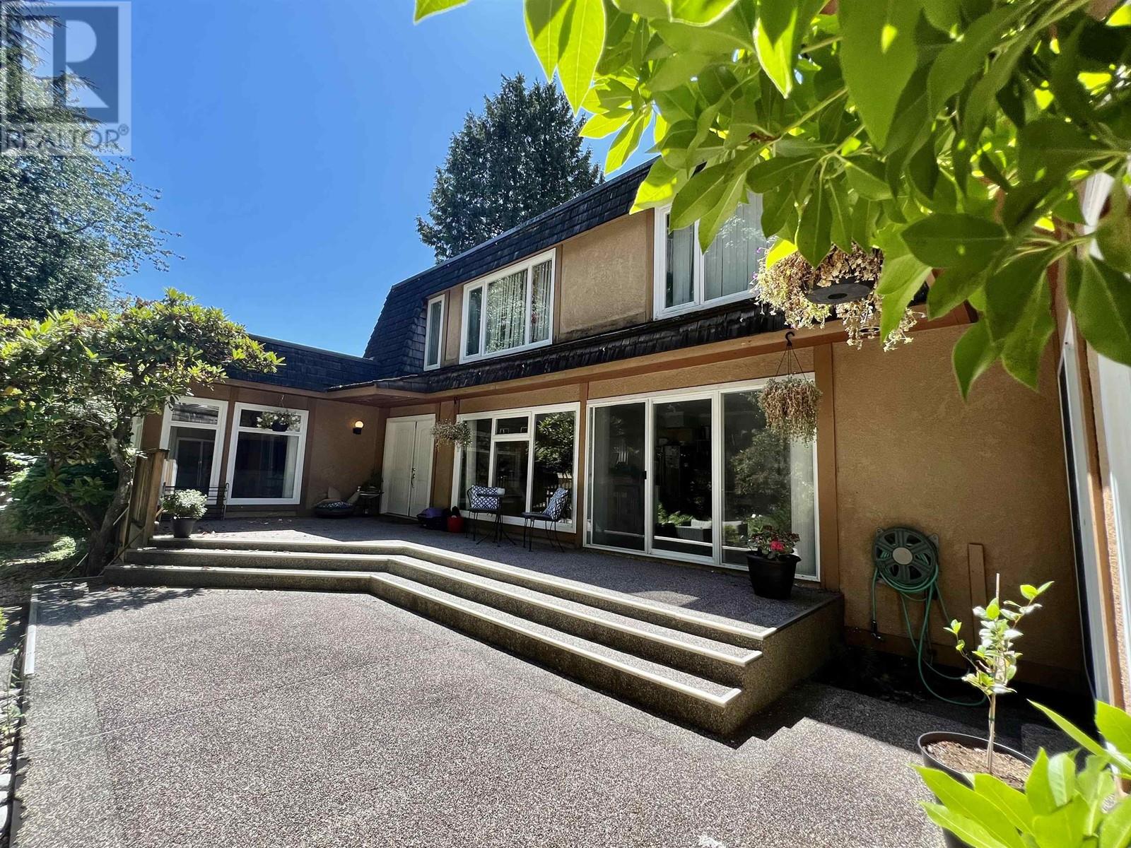1366 KINGS AVENUE, west vancouver, British Columbia