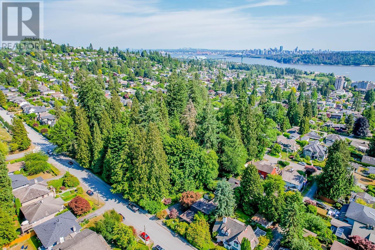 1366 Kings Avenue, West Vancouver, British Columbia  V7T 2C6 - Photo 24 - R2811748