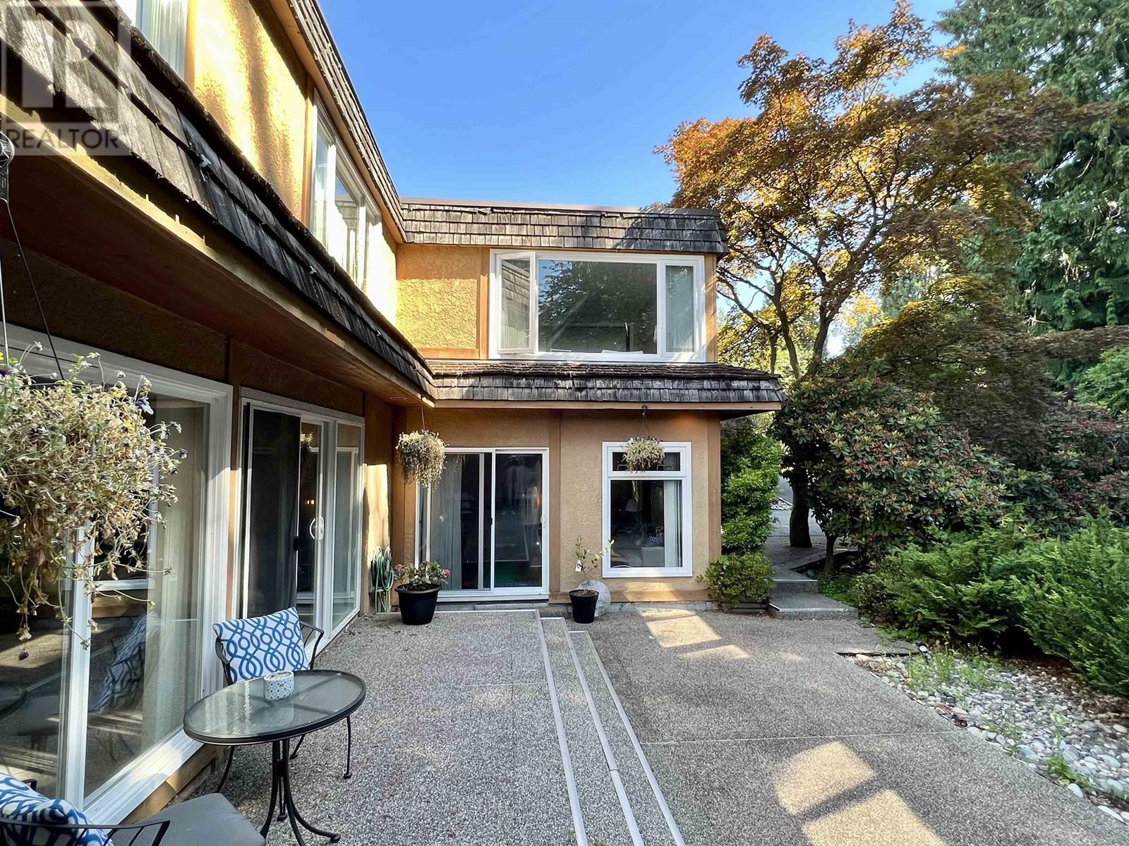 1366 Kings Avenue, West Vancouver, British Columbia  V7T 2C6 - Photo 3 - R2811748