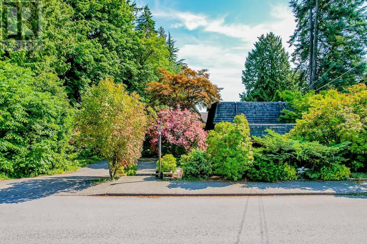 1366 Kings Avenue, West Vancouver, British Columbia  V7T 2C6 - Photo 35 - R2811748
