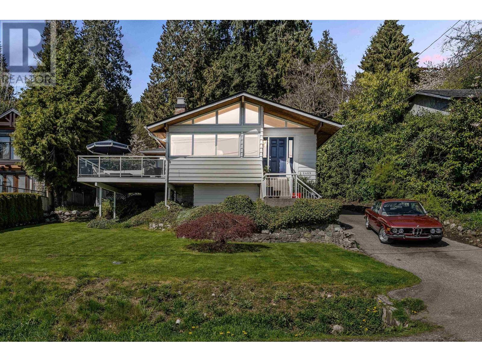 2469 Ottawa Avenue, West Vancouver, British Columbia  V7V 2T2 - Photo 2 - R2811159