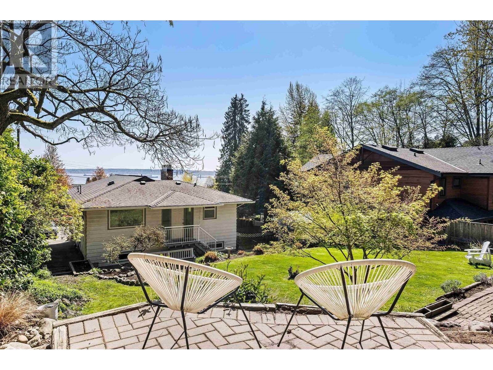 2469 Ottawa Avenue, West Vancouver, British Columbia  V7V 2T2 - Photo 34 - R2811159