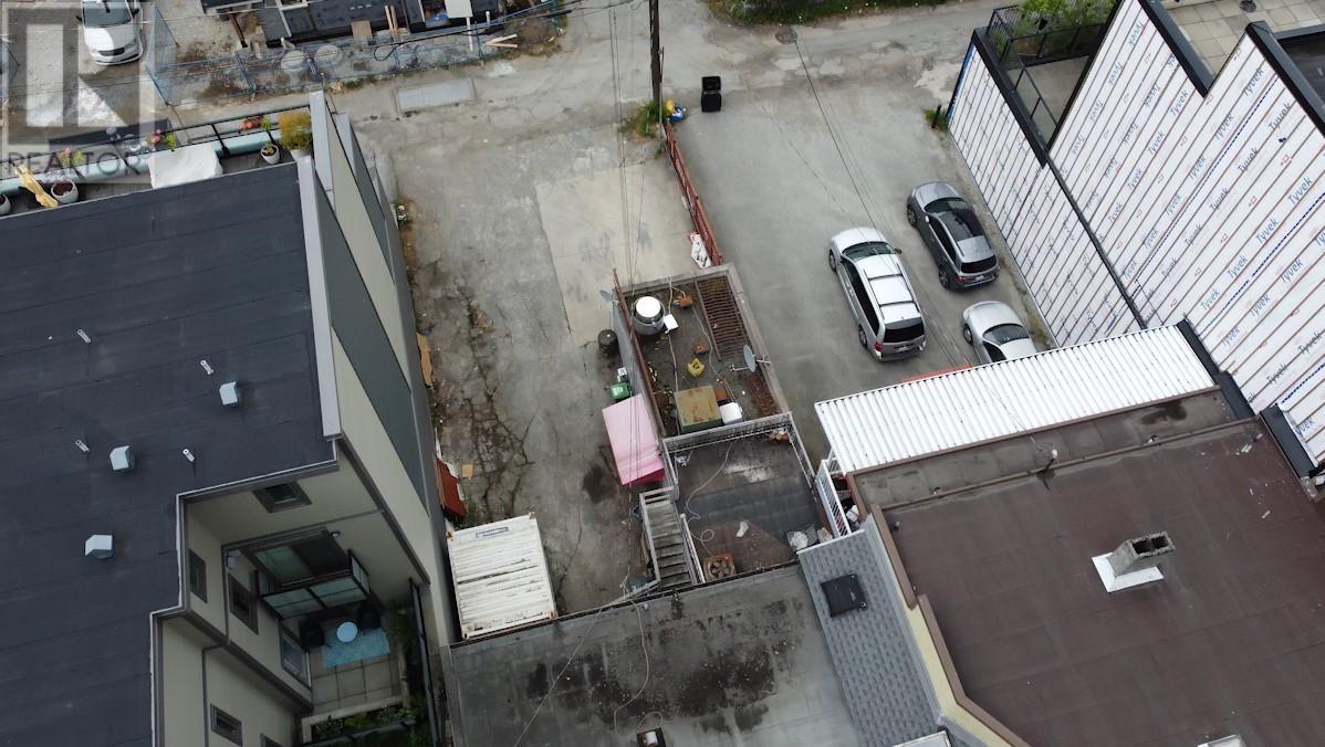 3929 Knight Street, Vancouver, British Columbia  V5N 3L8 - Photo 6 - C8054016