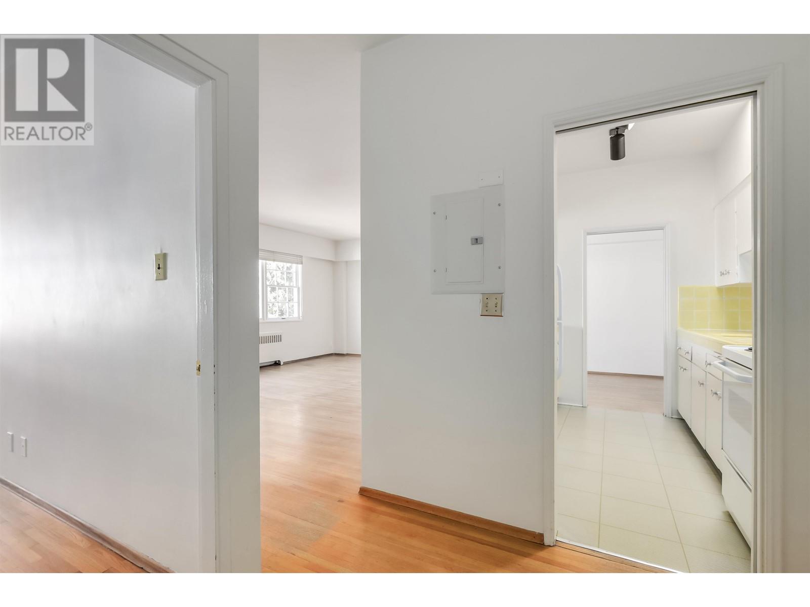 317 2890 Point Grey Road, Vancouver, British Columbia  V6K 1A9 - Photo 2 - R2811741