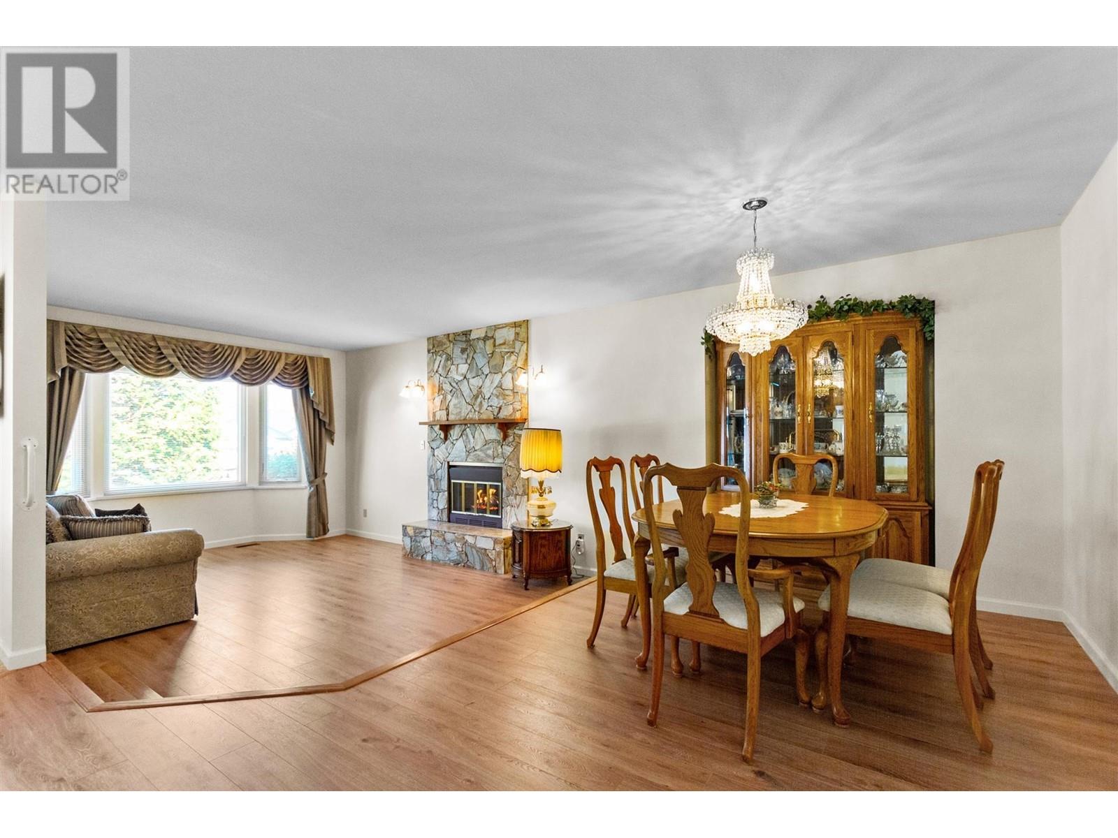 21948 126 Avenue, Maple Ridge, British Columbia  V2X 0V5 - Photo 11 - R2811970