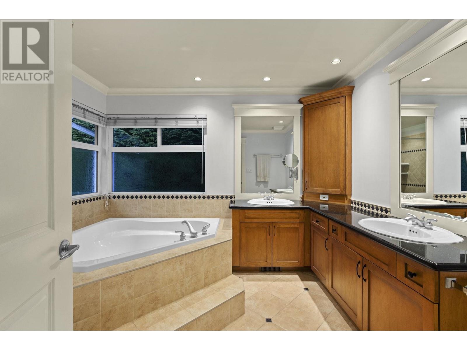 2187 Jefferson Avenue, West Vancouver, British Columbia  V7V 2A6 - Photo 19 - R2811537