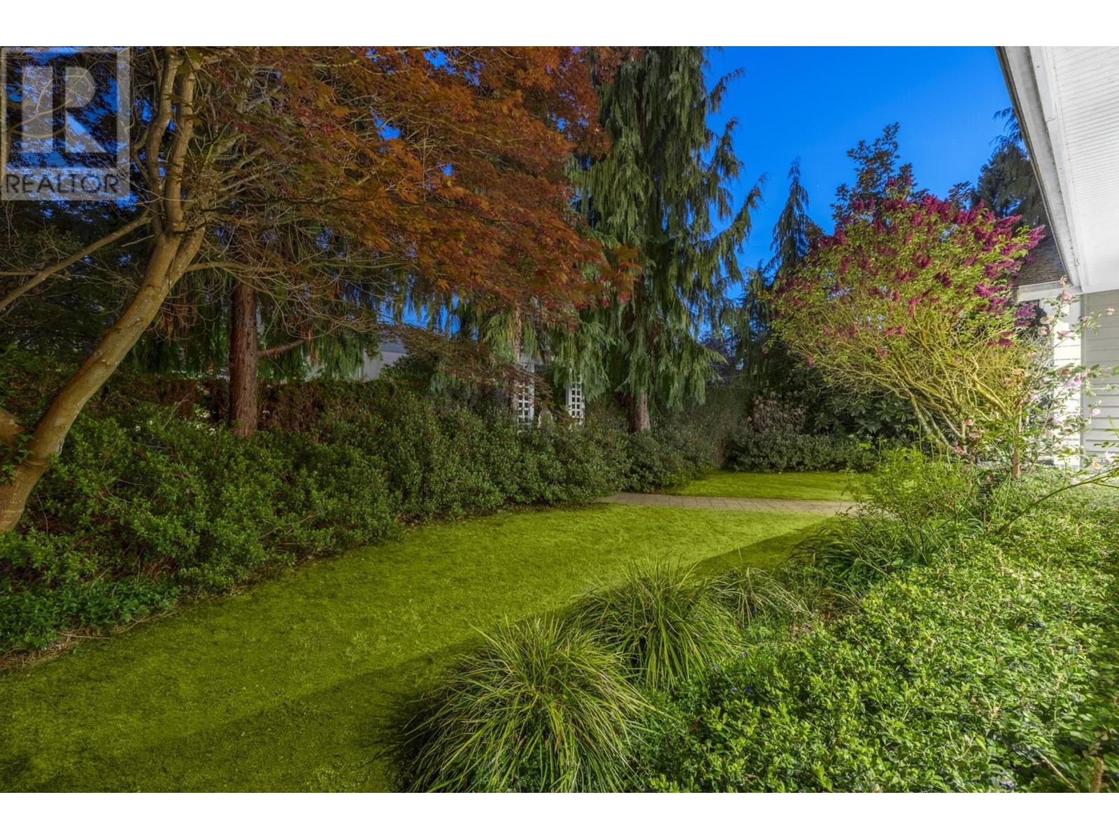 2187 Jefferson Avenue, West Vancouver, British Columbia  V7V 2A6 - Photo 3 - R2811537