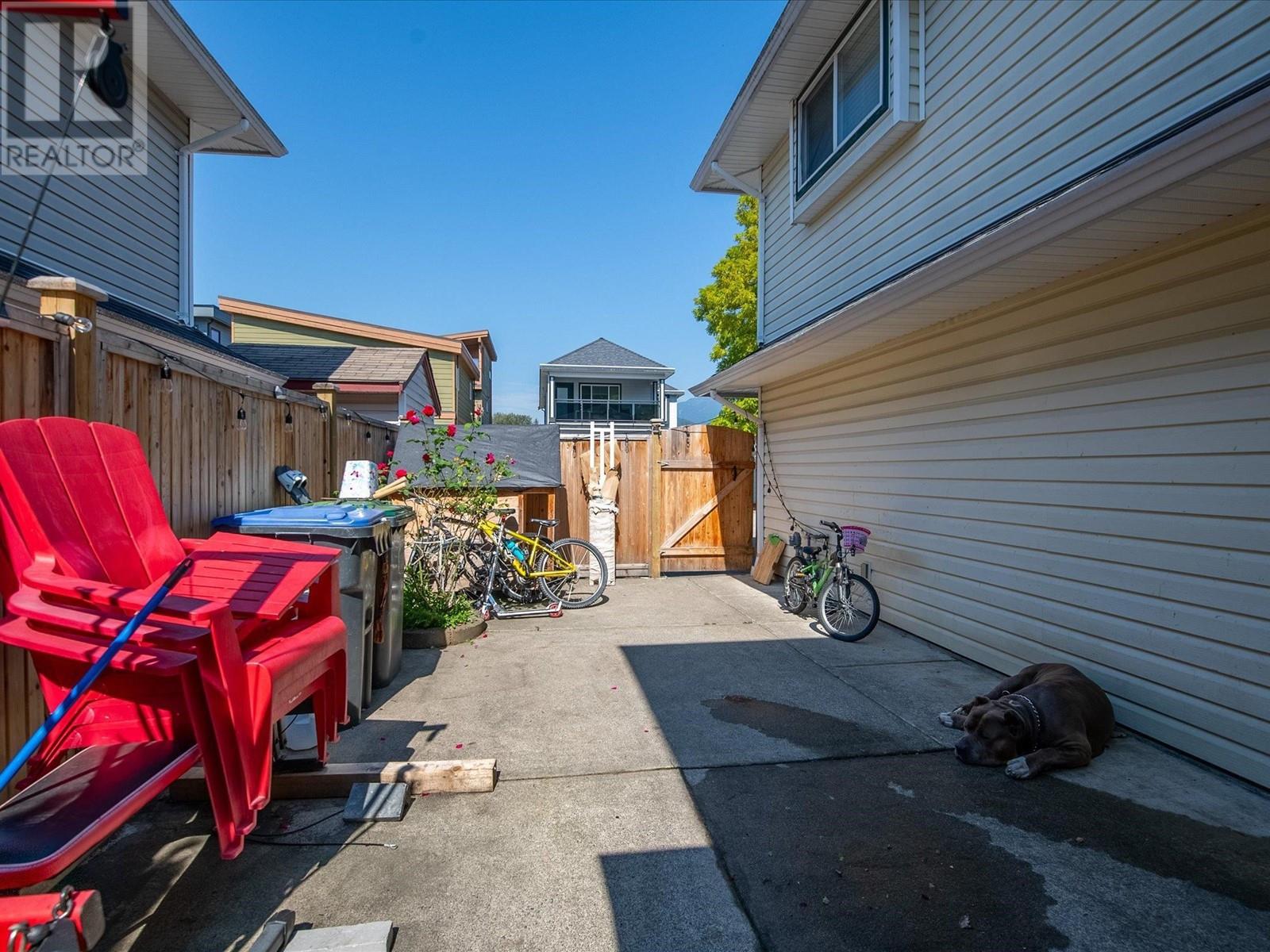 1817 Mamquam Road, Squamish, British Columbia  V0N 1T0 - Photo 19 - R2811714