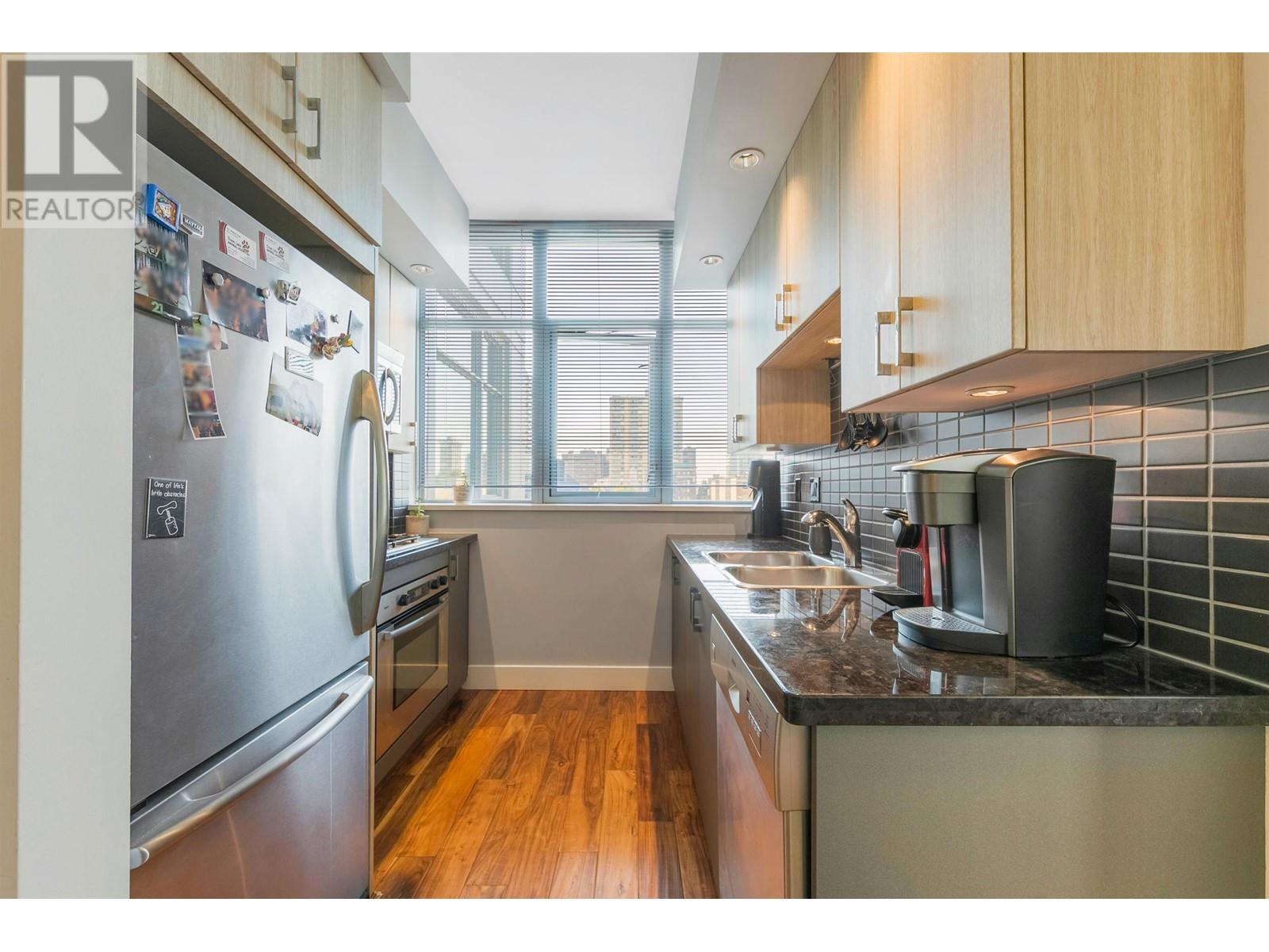 801 1050 Smithe Street, Vancouver, British Columbia  V6E 4T4 - Photo 10 - R2812012