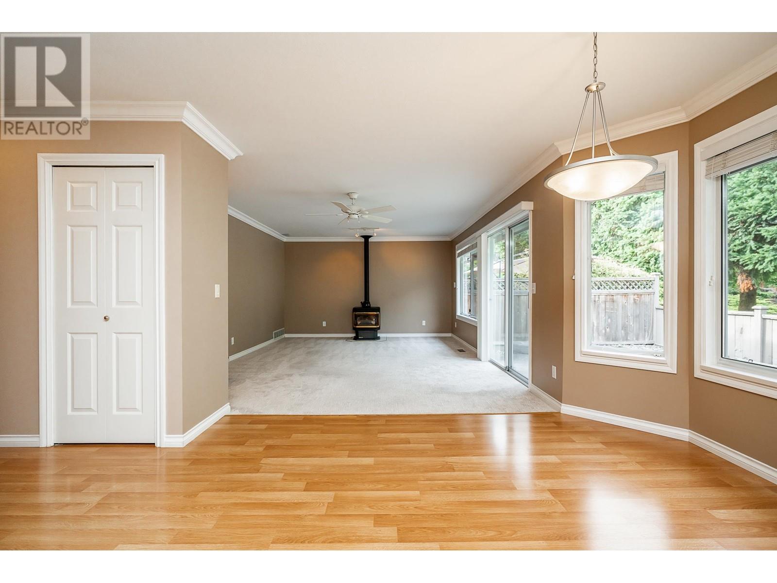 445a Bromley Street, Coquitlam, British Columbia  V3K 6N7 - Photo 13 - R2812069