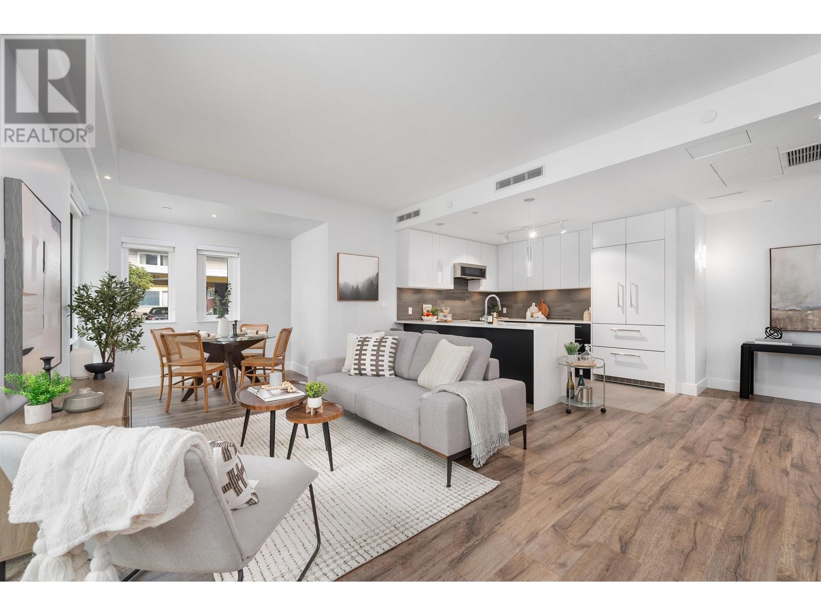 460 W 35th Avenue, Vancouver, British Columbia  V5Z 2Z7 - Photo 1 - R2812085