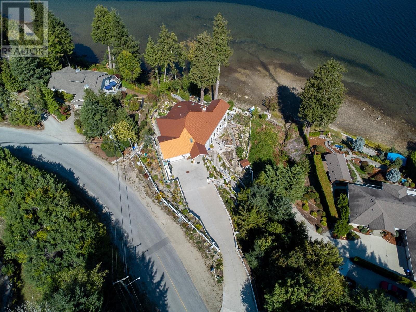 6406 N Gale Avenue, Sechelt, British Columbia  V7Z 0L1 - Photo 38 - R2812052