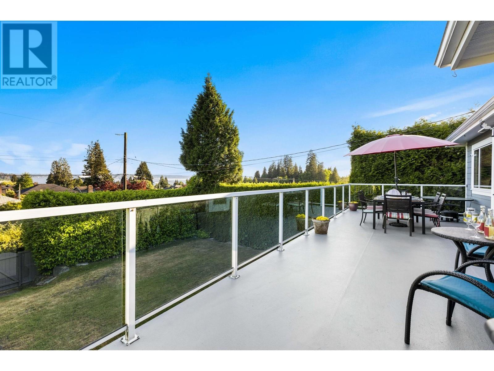 1180 Lawson Avenue, West Vancouver, British Columbia  V7T 2E5 - Photo 18 - R2812116