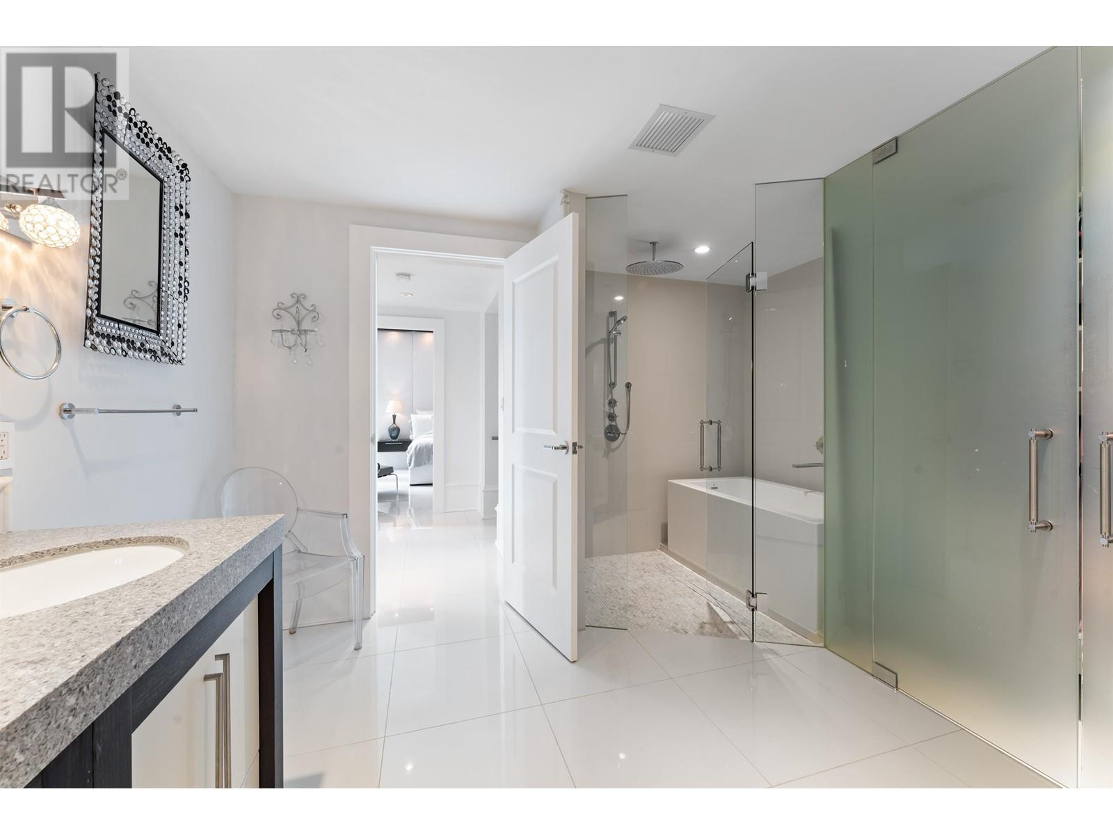 Ph3 1102 Hornby Street, Vancouver, British Columbia  V6Z 1V8 - Photo 25 - R2811541