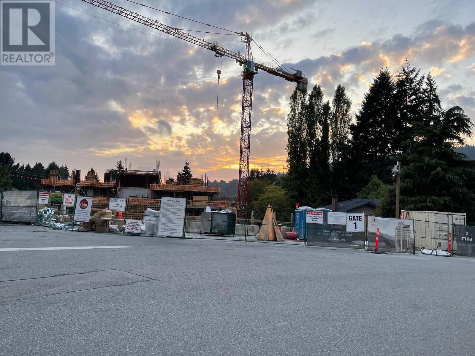 634 Gardena Drive, Coquitlam, British Columbia  V3J 3W5 - Photo 4 - R2810120