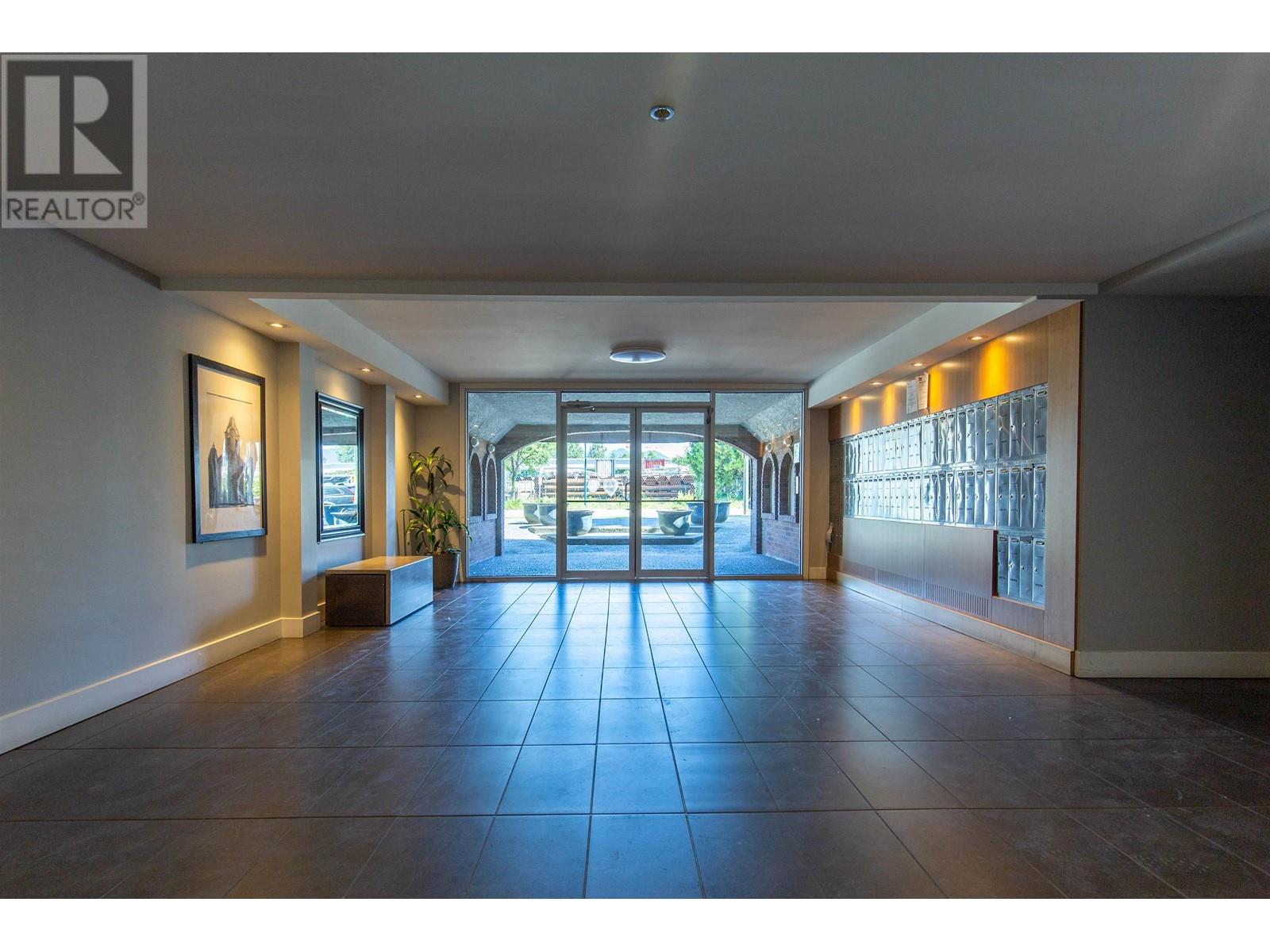 204 756 Great Northern Way, Vancouver, British Columbia  V5T 1E4 - Photo 5 - R2812165