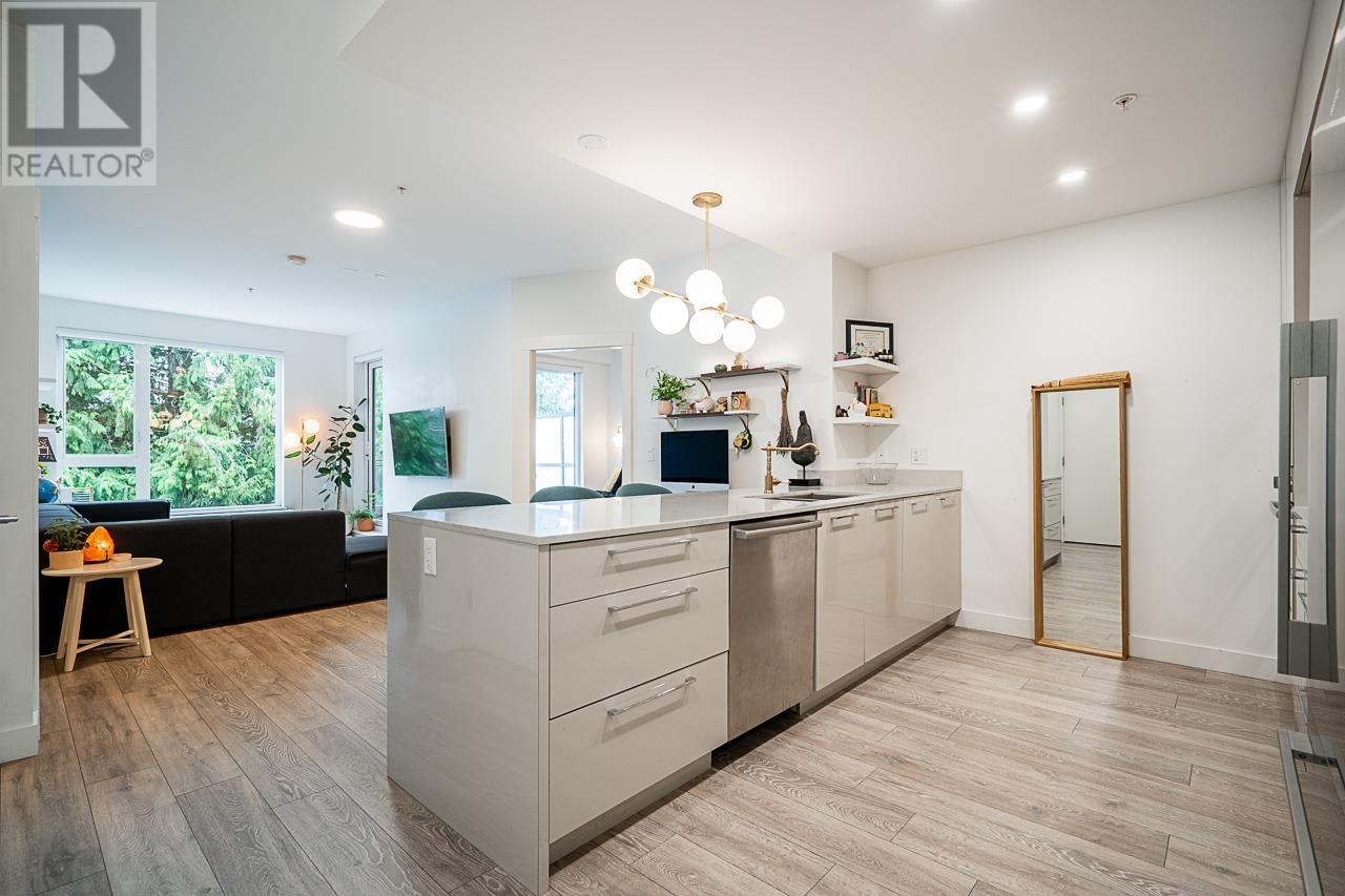 308 1327 Draycott Road, North Vancouver, British Columbia  V7J 1W1 - Photo 1 - R2812186