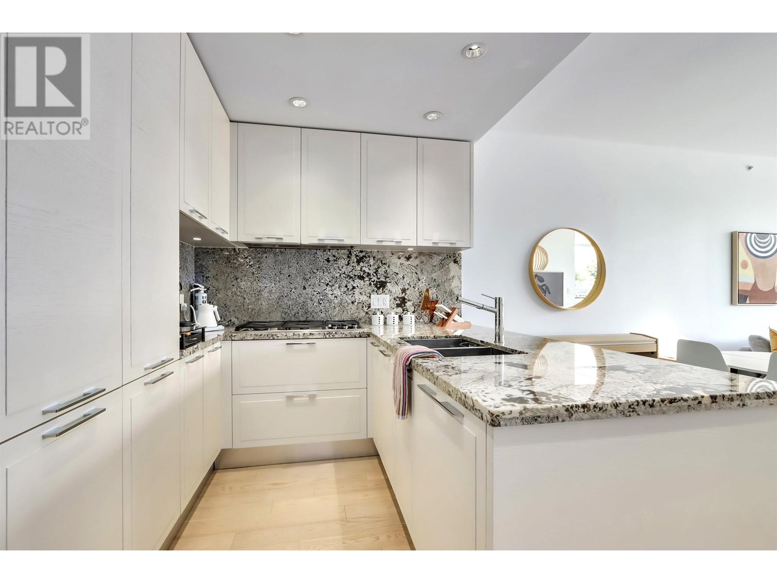 211 2118 W 15th Avenue, Vancouver, British Columbia  V6K 2Y4 - Photo 9 - R2812205