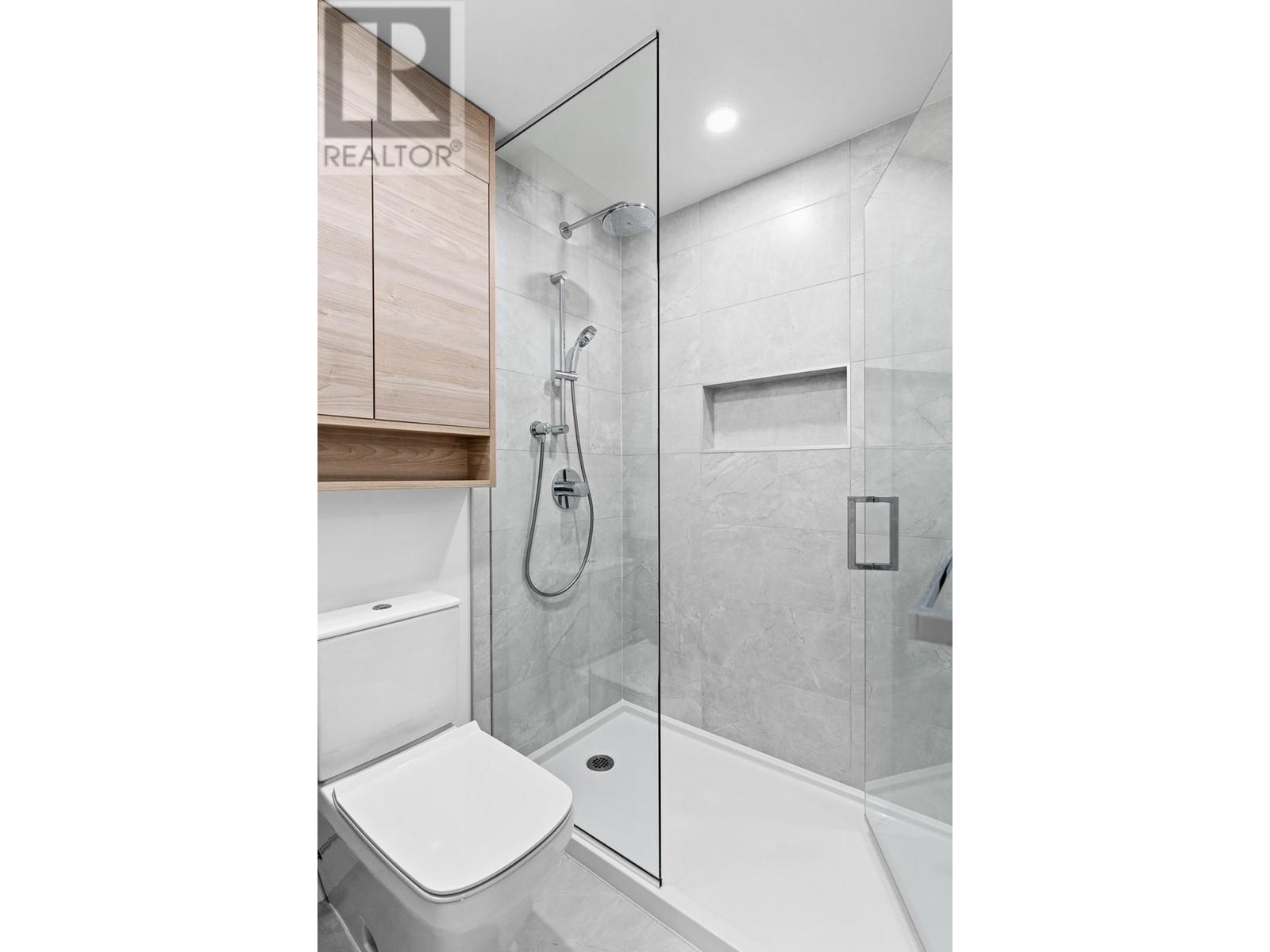 301 595 Austin Avenue, Coquitlam, British Columbia  V3K 0G7 - Photo 19 - R2812218