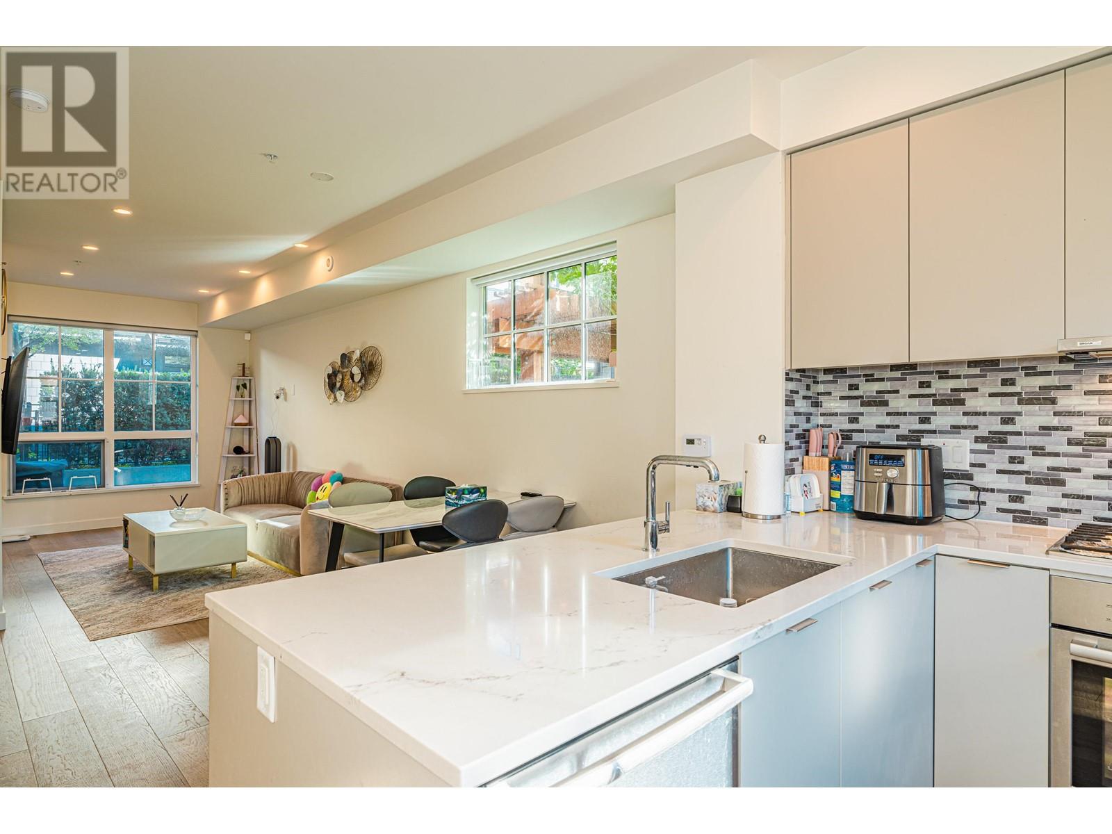 7899 Oak Street, Vancouver, British Columbia  V6P 0H9 - Photo 12 - R2812265