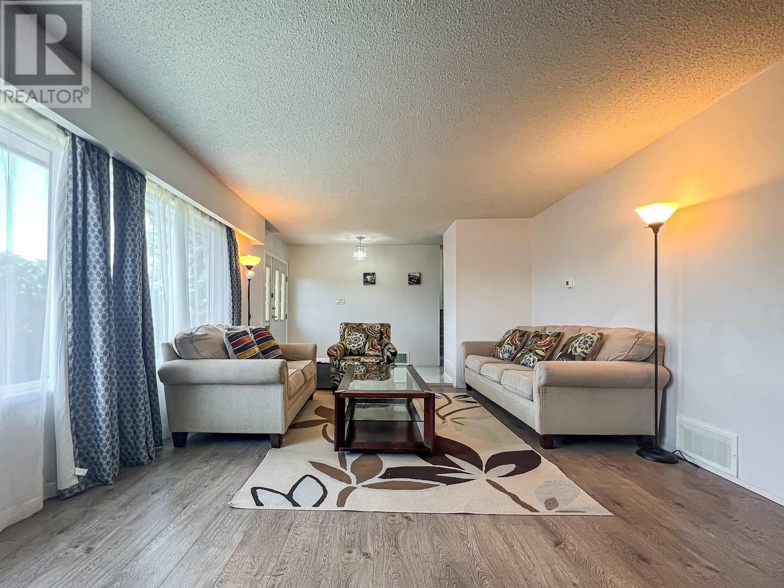 4388 Royal Oak Avenue, Burnaby, British Columbia  V5G 3M4 - Photo 6 - R2812176