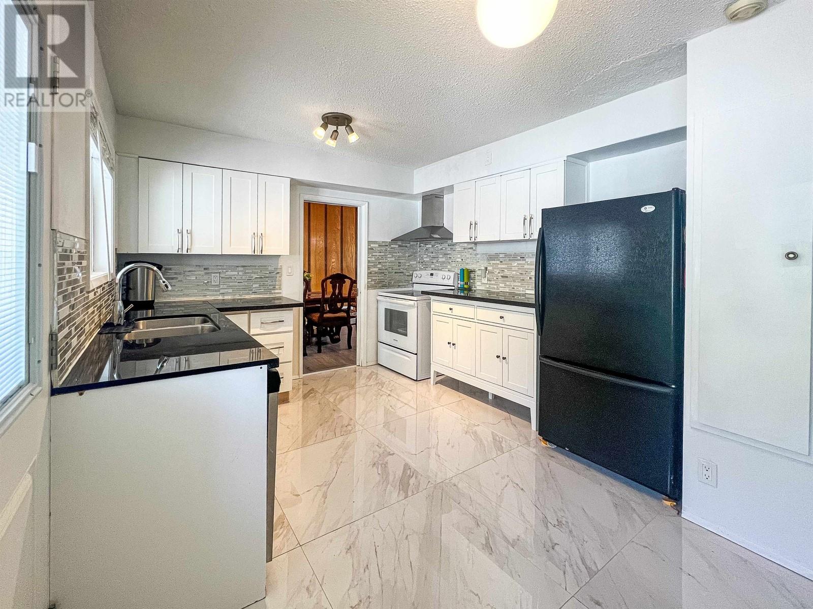 4388 Royal Oak Avenue, Burnaby, British Columbia  V5G 3M4 - Photo 8 - R2812176