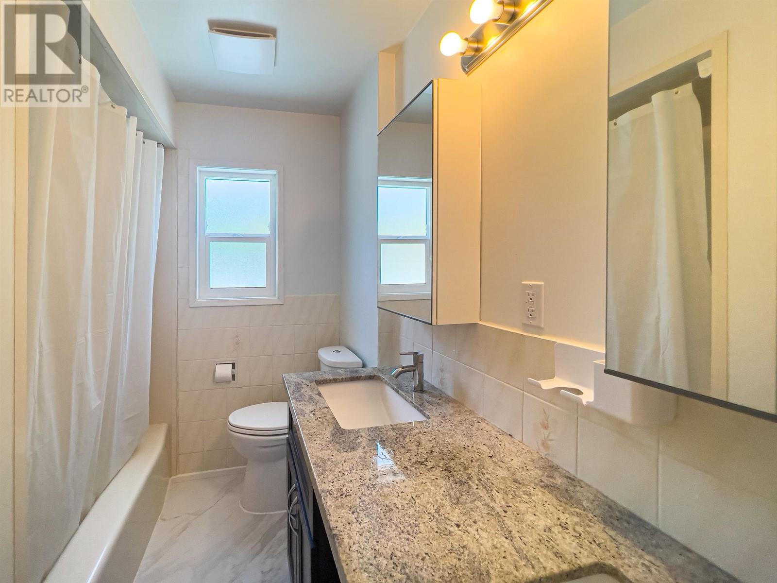 4388 Royal Oak Avenue, Burnaby, British Columbia  V5G 3M4 - Photo 9 - R2812176