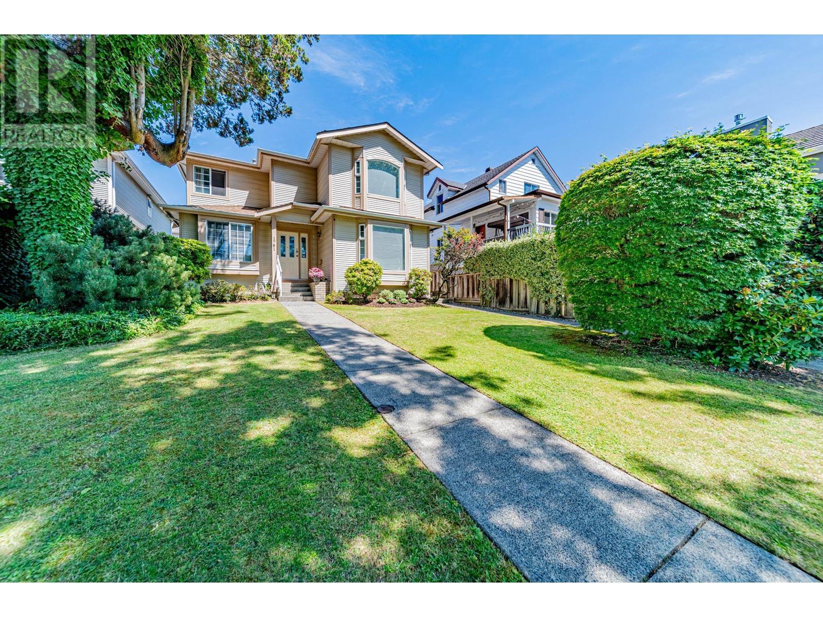 1781 Island Avenue, Vancouver, British Columbia  V5P 2S5 - Photo 2 - R2812238