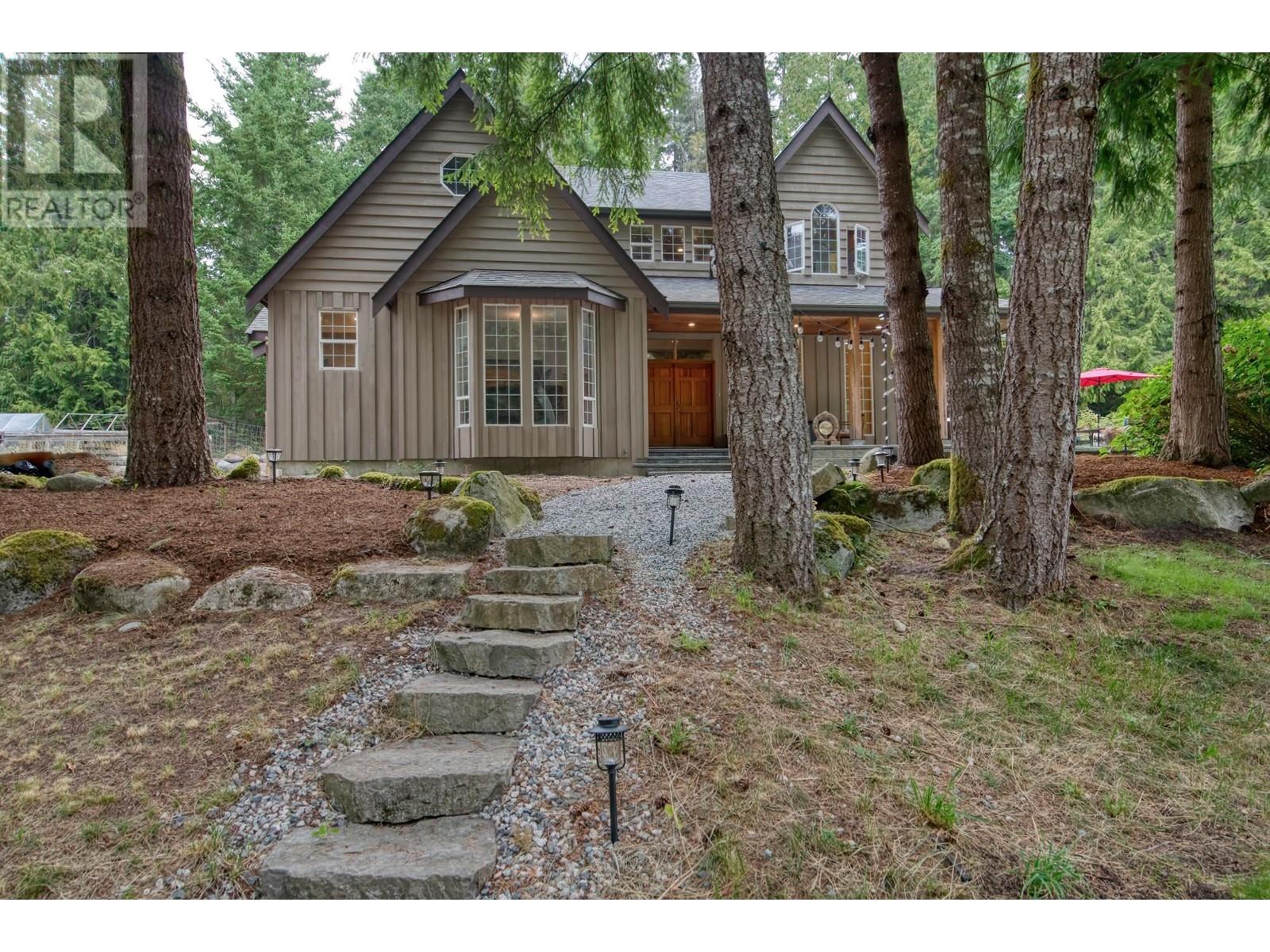 6979 Sechelt Inlet Road, Sechelt, British Columbia  V7Z 0P1 - Photo 2 - R2812287