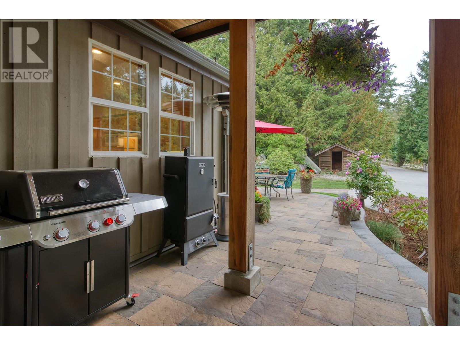 6979 Sechelt Inlet Road, Sechelt, British Columbia  V7Z 0P1 - Photo 37 - R2812287