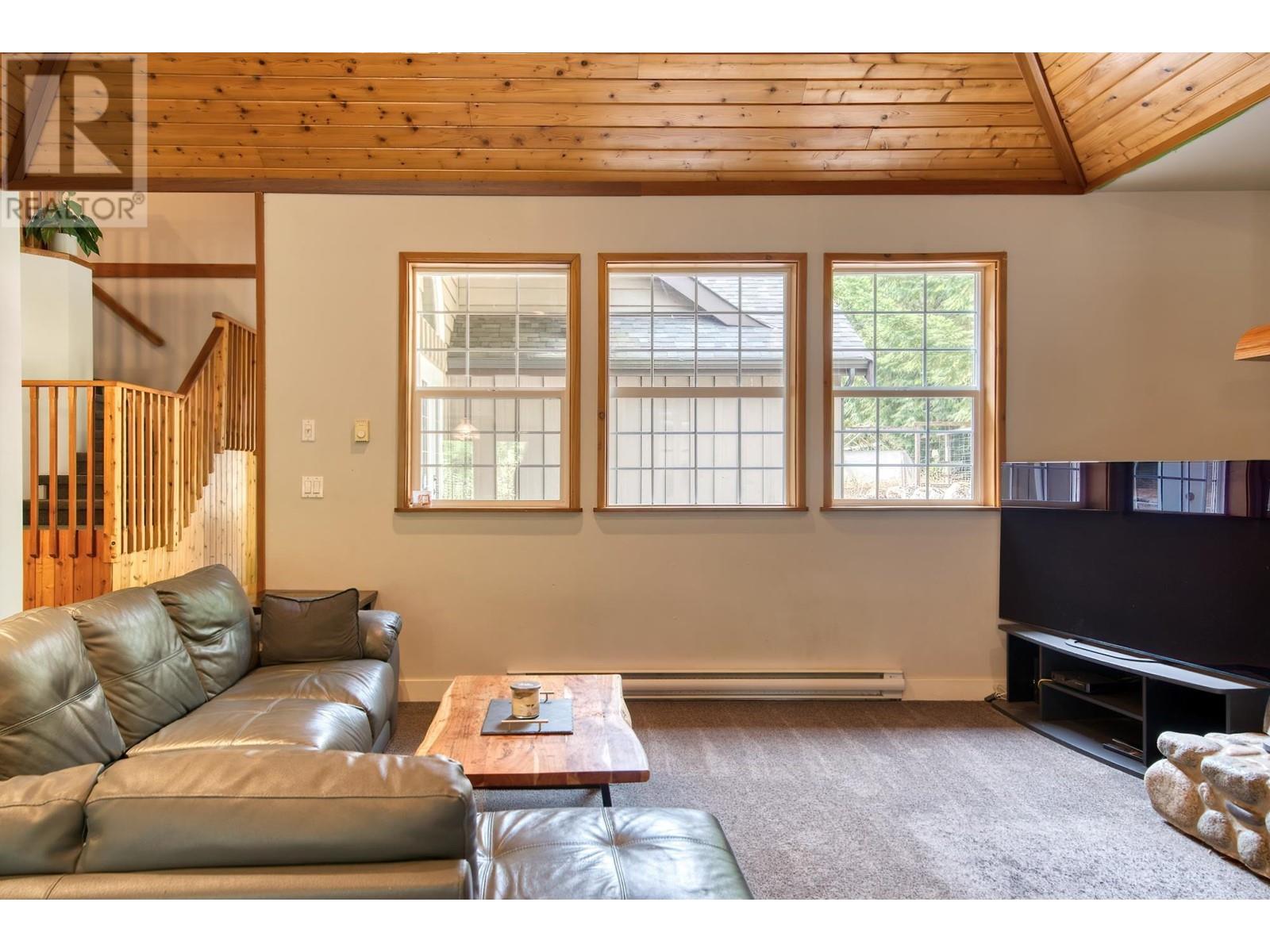 6979 Sechelt Inlet Road, Sechelt, British Columbia  V7Z 0P1 - Photo 9 - R2812287