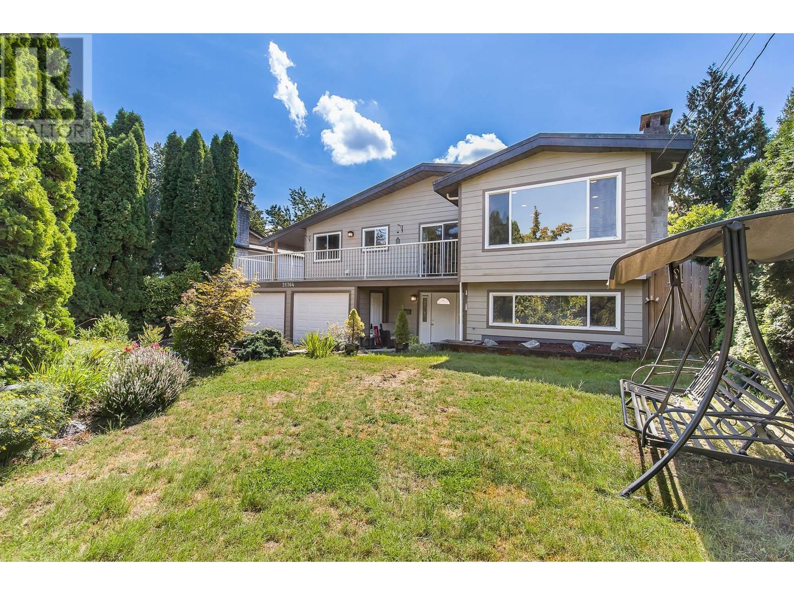 21764 Howison Avenue, Maple Ridge, British Columbia  V2X 2W6 - Photo 2 - R2807068