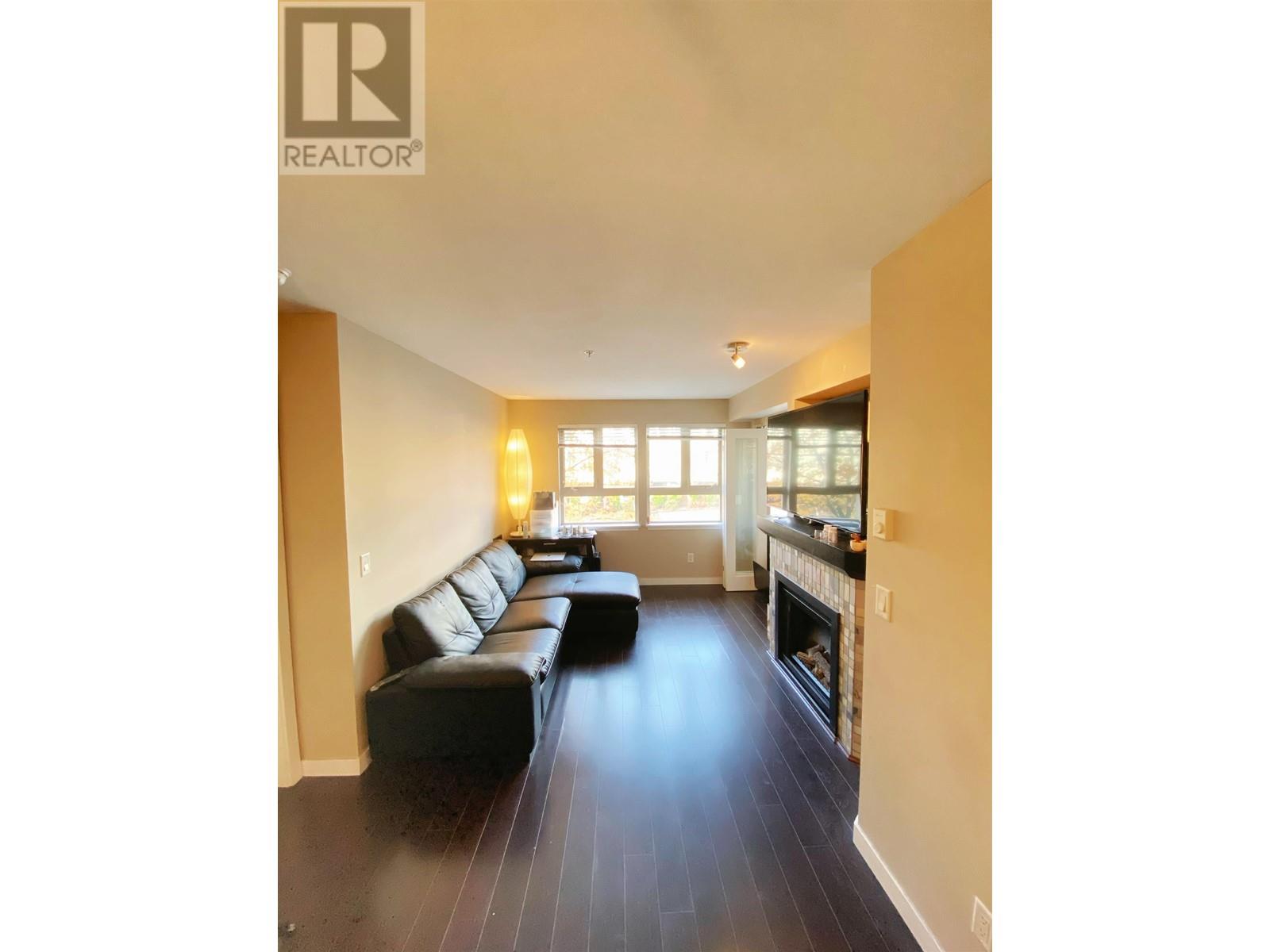 213 405 SKEENA STREET, vancouver, British Columbia