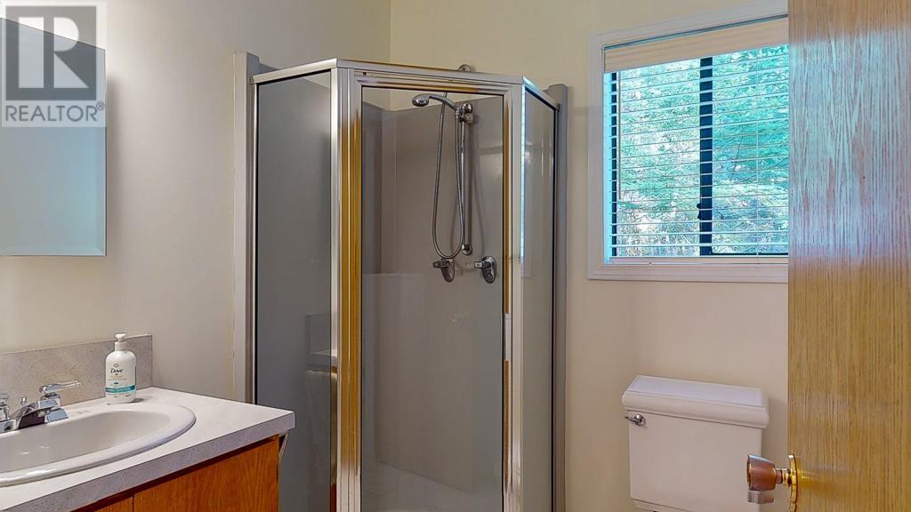 5449 Donley Drive, Halfmoon Bay, British Columbia  V7Z 1B9 - Photo 21 - R2812282