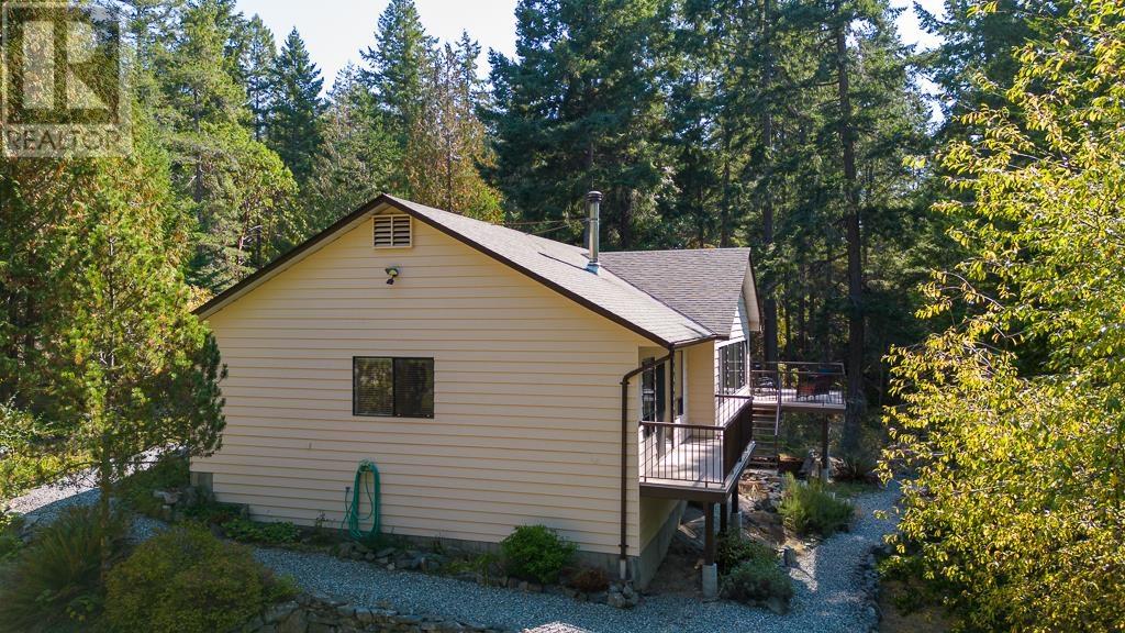 5449 Donley Drive, Halfmoon Bay, British Columbia  V7Z 1B9 - Photo 10 - R2812282