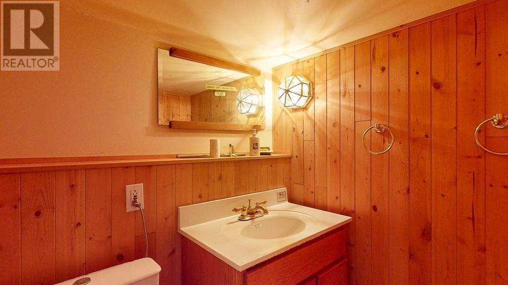 5449 Donley Drive, Halfmoon Bay, British Columbia  V7Z 1B9 - Photo 37 - R2812282