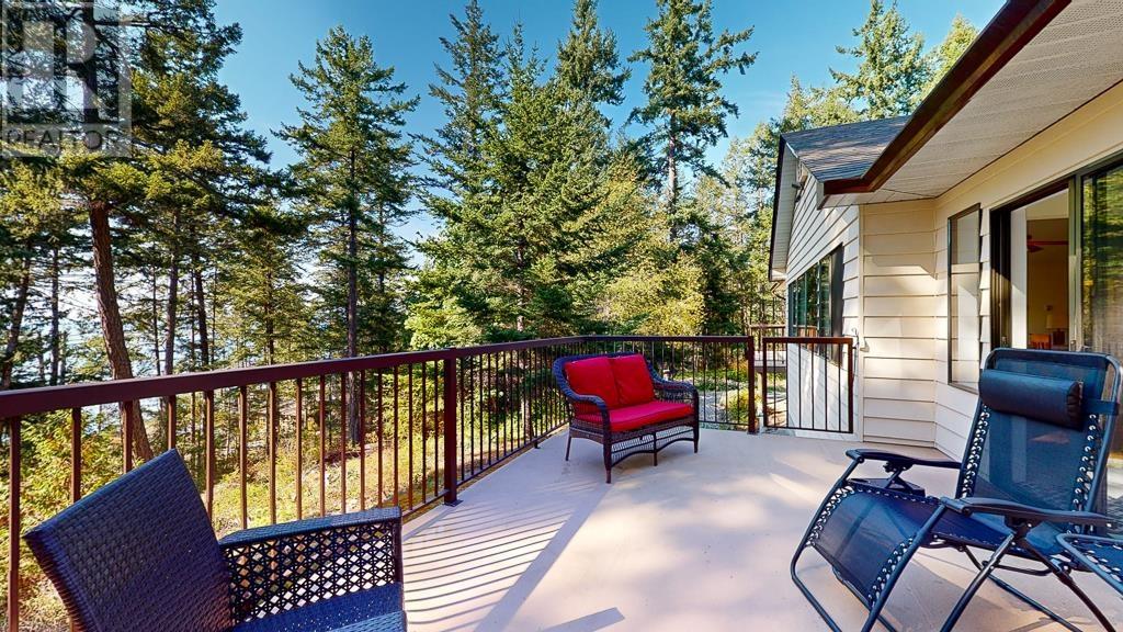 5449 Donley Drive, Halfmoon Bay, British Columbia  V7Z 1B9 - Photo 28 - R2812282