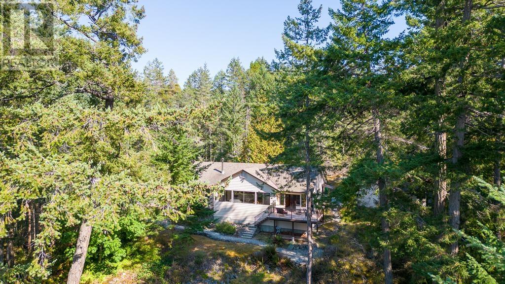 5449 Donley Drive, Halfmoon Bay, British Columbia  V7Z 1B9 - Photo 3 - R2812282