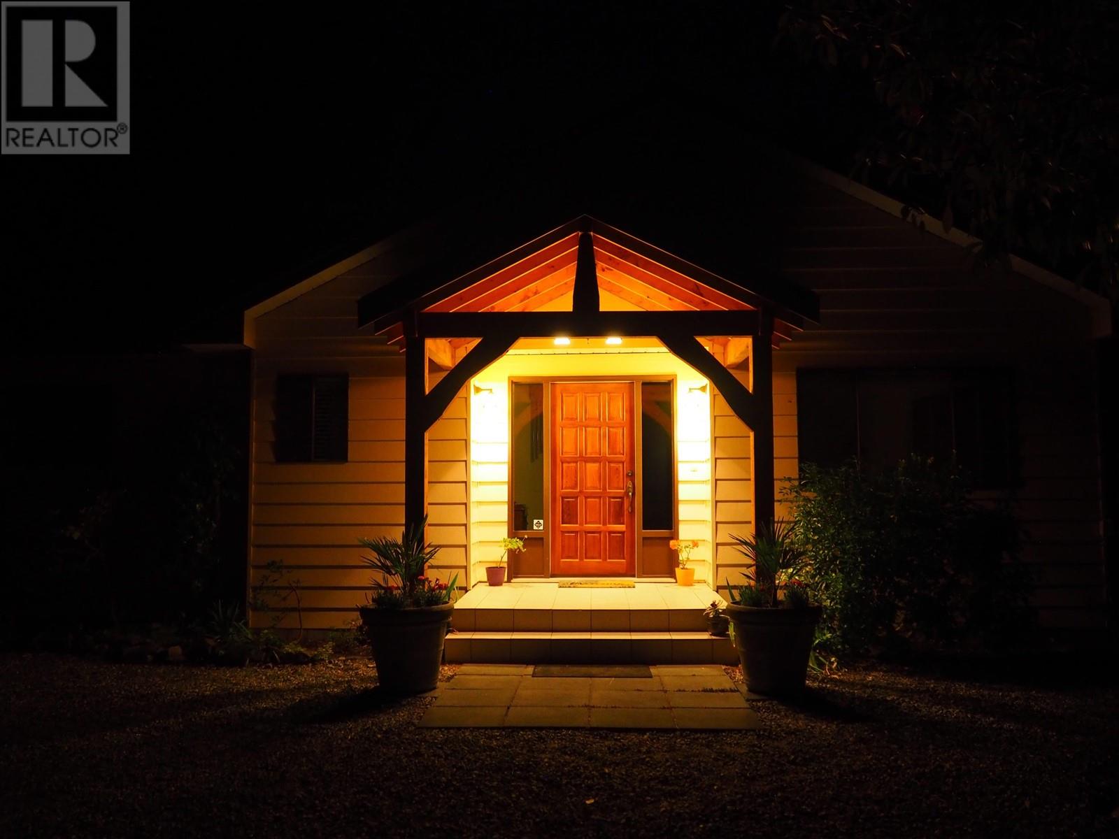 5449 Donley Drive, Halfmoon Bay, British Columbia  V7Z 1B9 - Photo 40 - R2812282