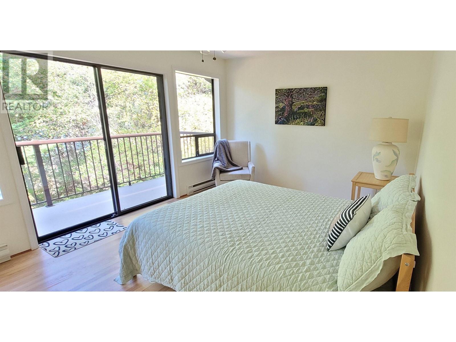 5449 Donley Drive, Halfmoon Bay, British Columbia  V7Z 1B9 - Photo 31 - R2812282