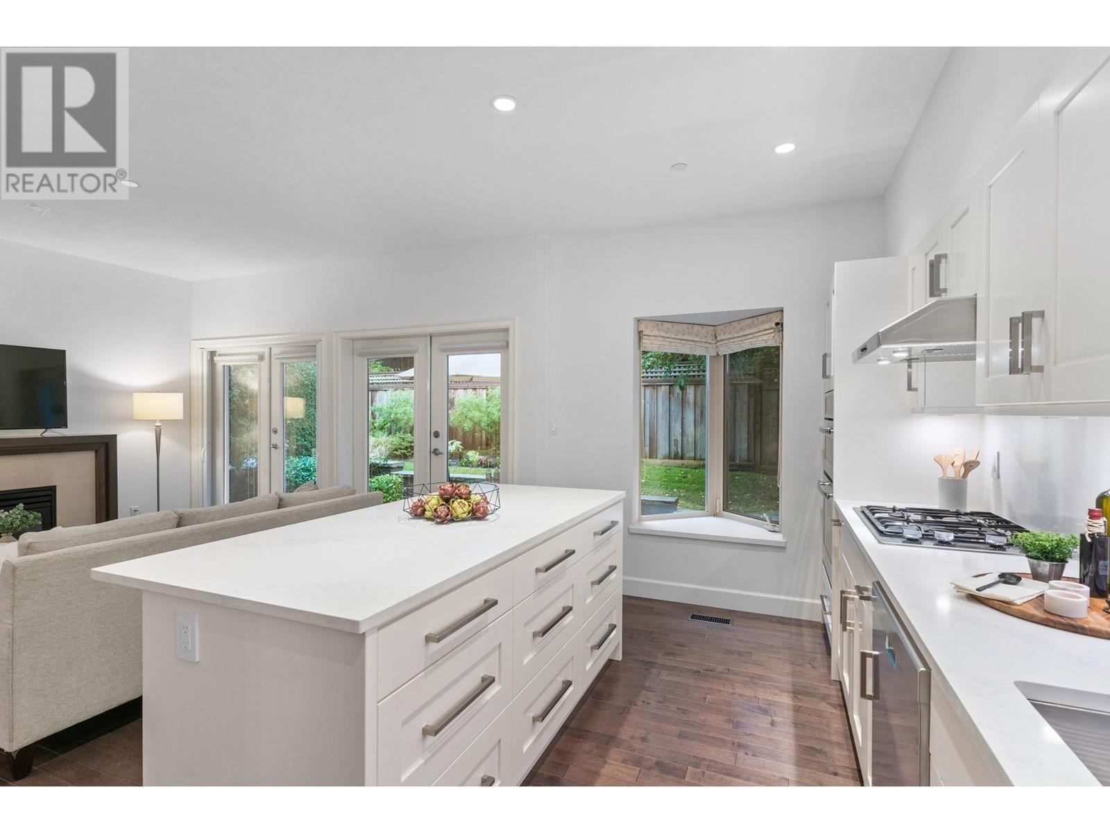 14 3750 Edgemont Boulevard, North Vancouver, British Columbia  V7R 2P8 - Photo 12 - R2812329