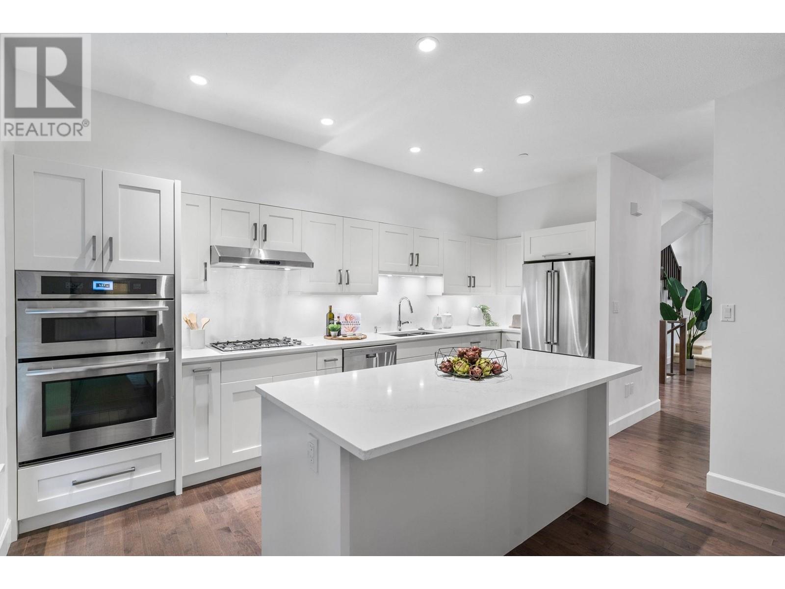 14 3750 Edgemont Boulevard, North Vancouver, British Columbia  V7R 2P8 - Photo 13 - R2812329