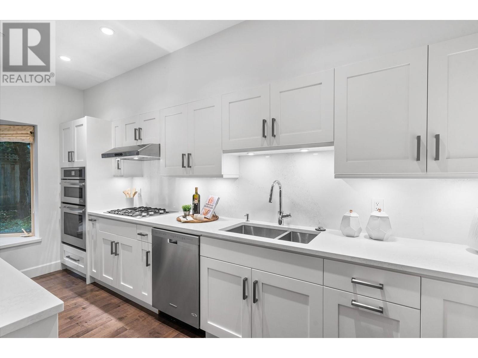 14 3750 Edgemont Boulevard, North Vancouver, British Columbia  V7R 2P8 - Photo 14 - R2812329